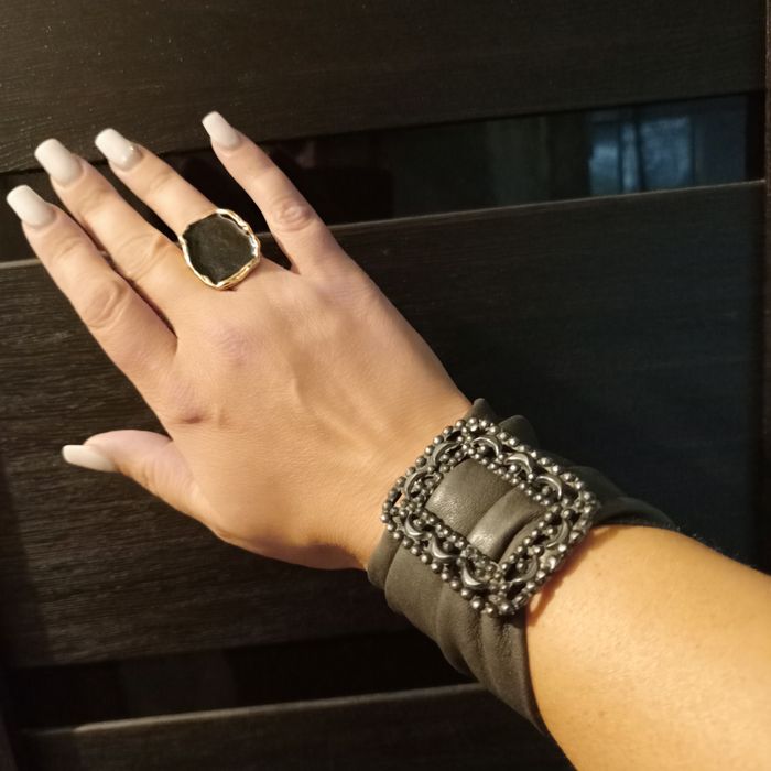 Шкіряний браслет