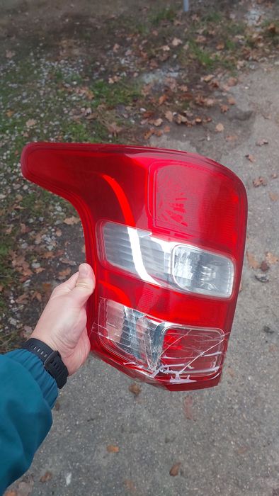 Задній стоп, лівий, L200 2017