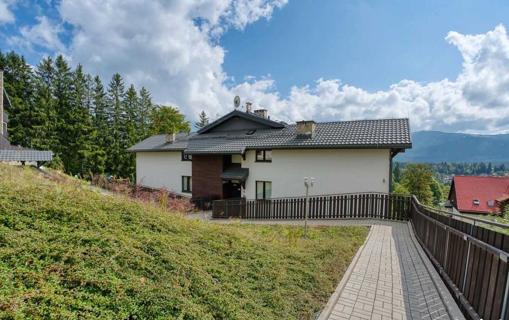 Apartament z tarasem i pięknym widokiem