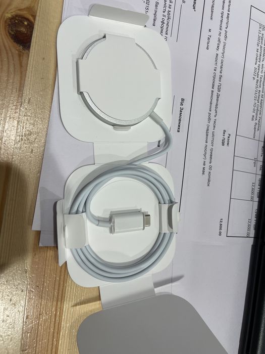 Безпровідний зарядний пристрій Apple MagSafe