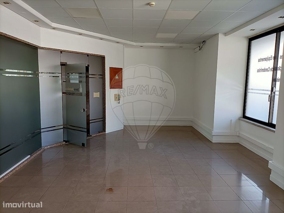 Loja  para arrendamento