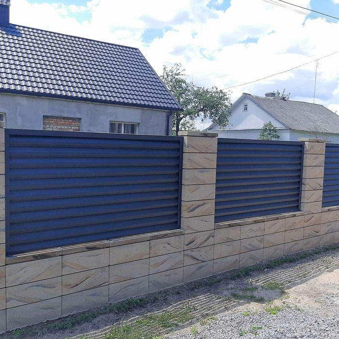 Будівництво парканів, забори,  з цегли, блоку, профнастилу, сітки
