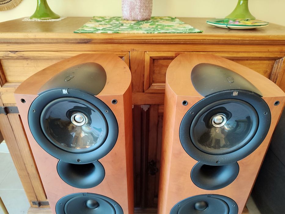 KEF Q5 Colunas Hi-Fi UK Impecáveis!