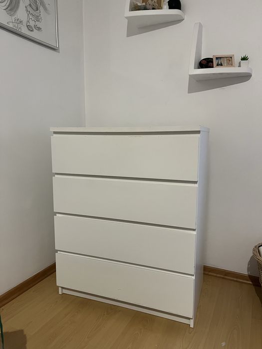 Armário/Cómoda branca