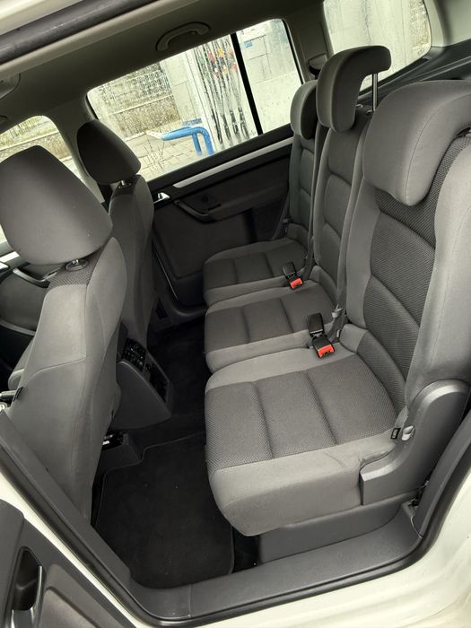 Volkswagen Touran  Фольксваген Тауран