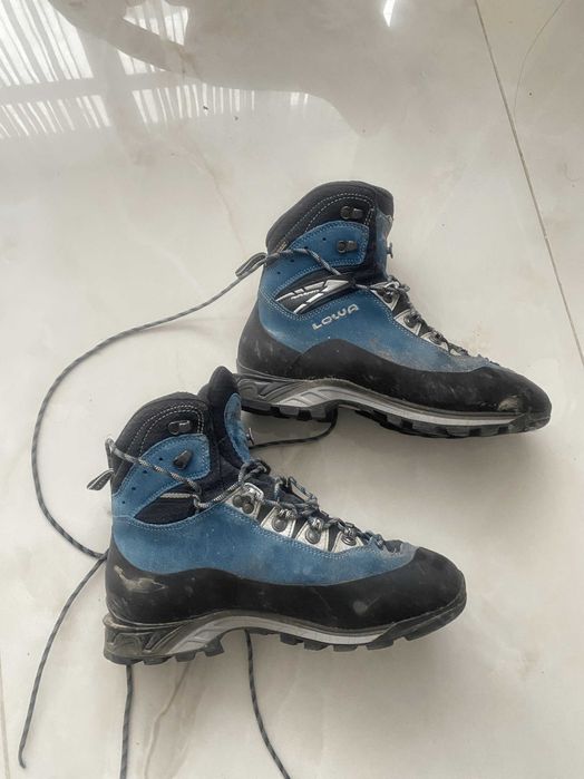 Трекінгові черевики (зимові)  Lova