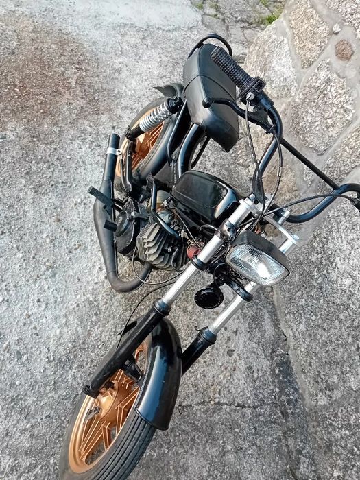 Casal boss 2v bom estado