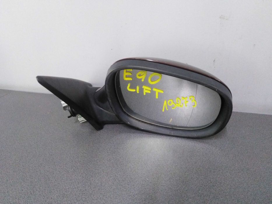 BMW E90 Lift Lusterko Prawe