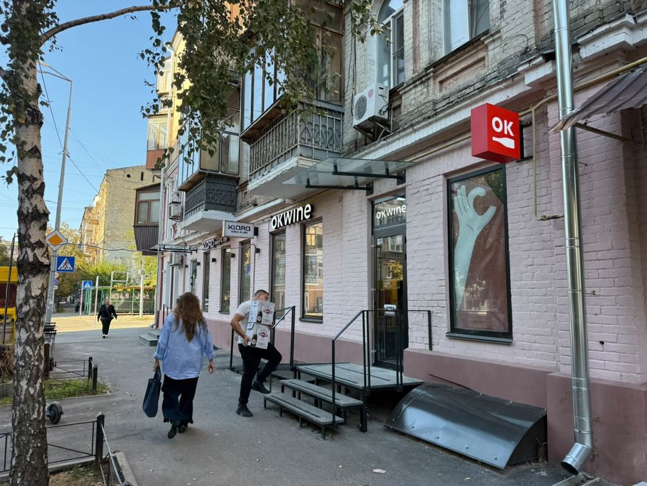 Продаж приміщення з орендарем на Подолі, вул. Волоська 36 3