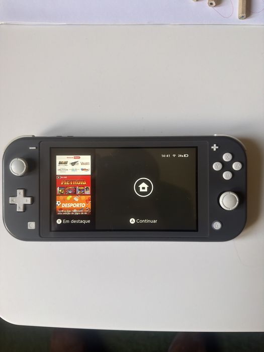 Nintendo switch lite
