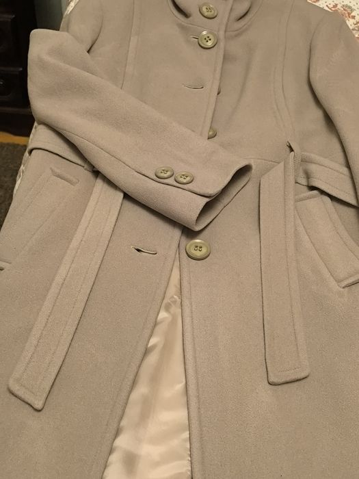 Casaco de fazenda com 70% de lã. Veste M/L Vendo por 35 E +portes