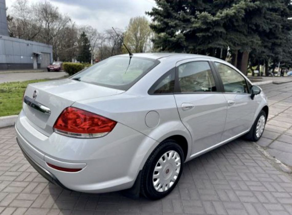 Пробег 9 тыс, состояние новай машины.