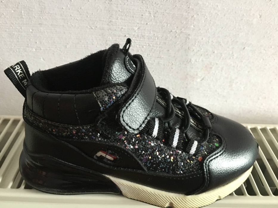 Дитячі кросівки-17 см 27 розмір