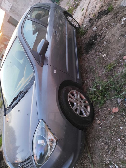 Vendo Honda Civic 1.4 a gasolina de 2005