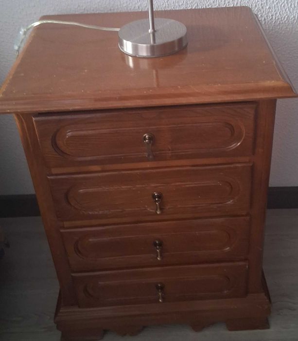 Vende-se conjunto completo de quarto