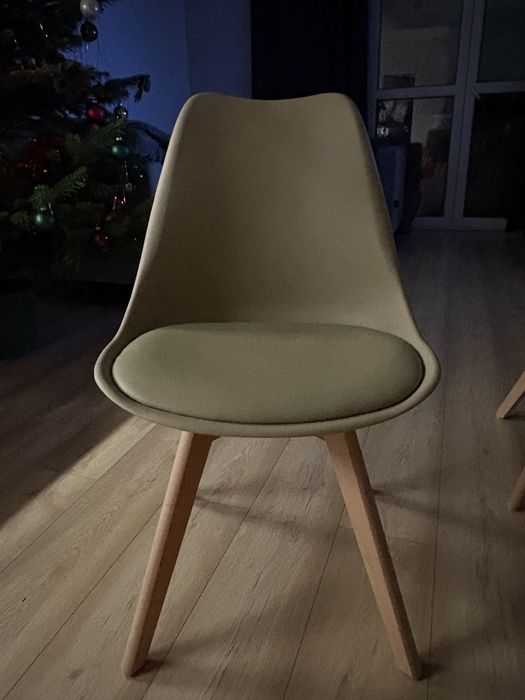 Krzesla skandynawskie