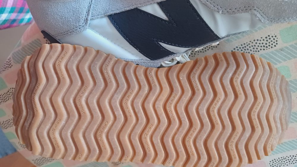 Ténis new balance 237