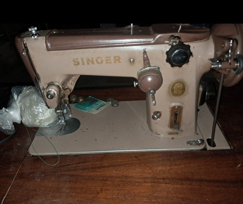 Máquina de costura Singer