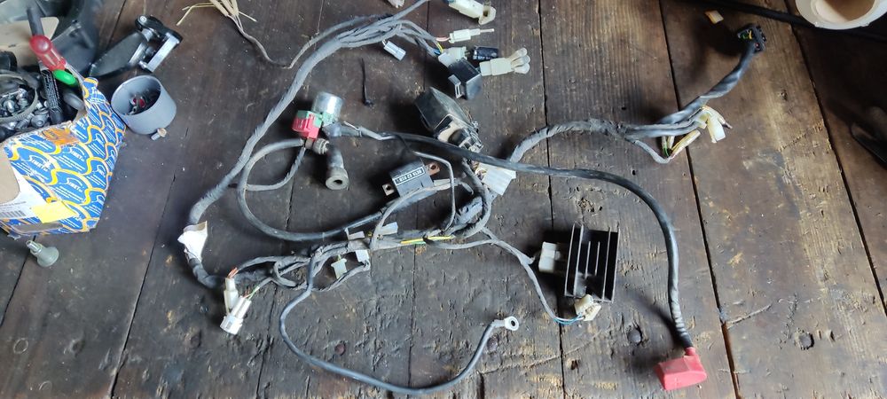 Beta 125 wiązka regulator moduł cewka konplet