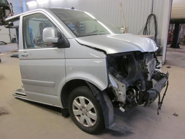 Разборка Т5 Автошрот VW T5 Запчасти Multivan Caravelle Запчастини