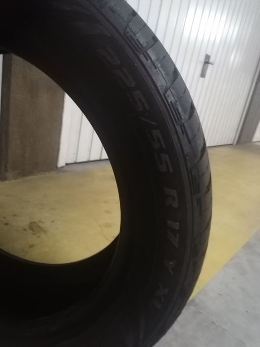 Pneu Semi novo 225/55 r17 Y XL