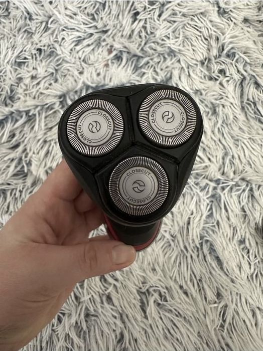 Електробритва PHILIPS Series 1000 S1310/04