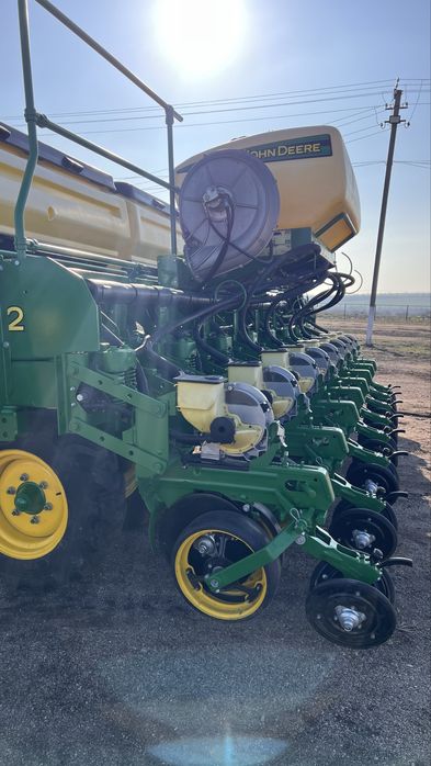 John Deere 1882 CCS 2126