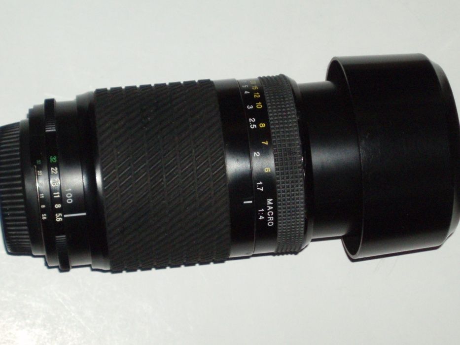 zum Nikon 80-200; Minolta 4.5/80-200; Tamron 3.8/80-200; Revenon 3,8