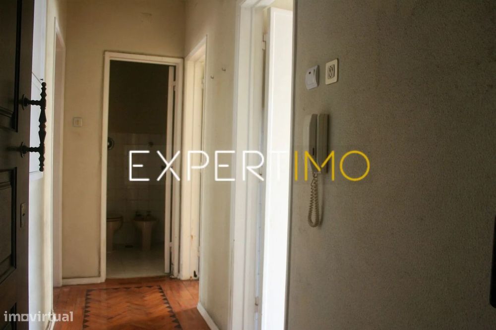 Apartamento T1 para remodelar