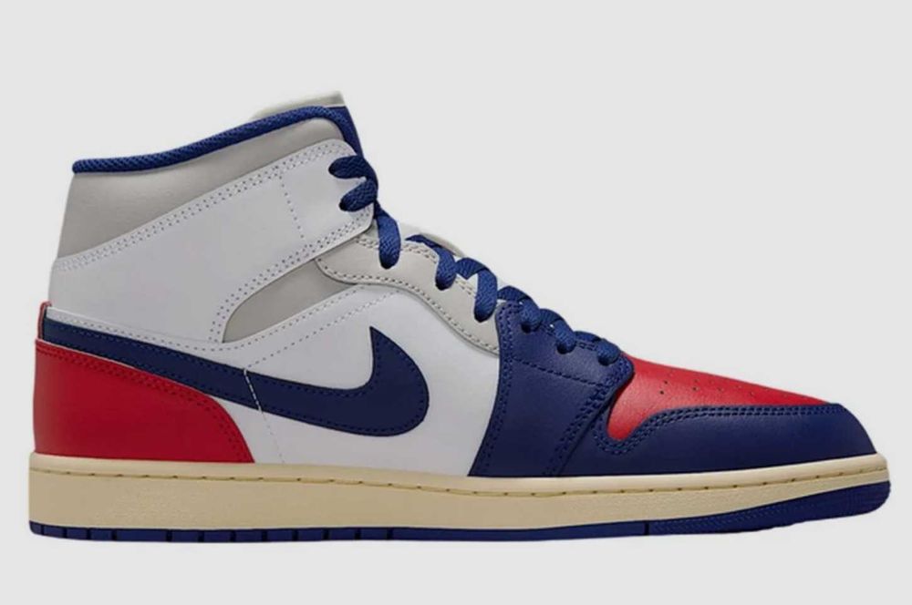 buty meskie Nike Air Jordan 1 Mid
Rare Air r. 45 EU