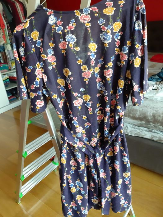 Vestido de manga curta