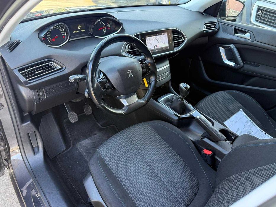 Peugeot 308 1.5 BlueHDi Style 130cv