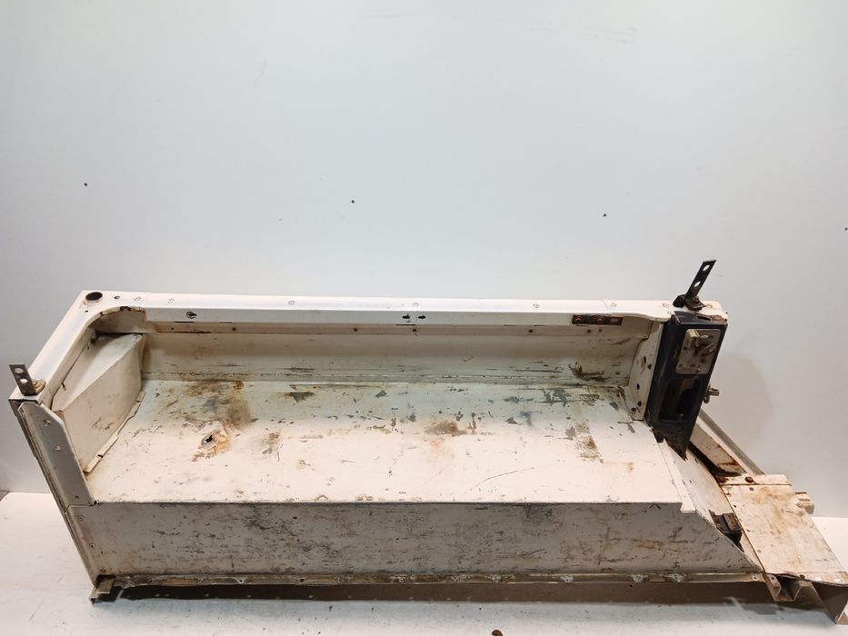 Painel trás esquerdo LAND ROVER Defender Chassis (L316)