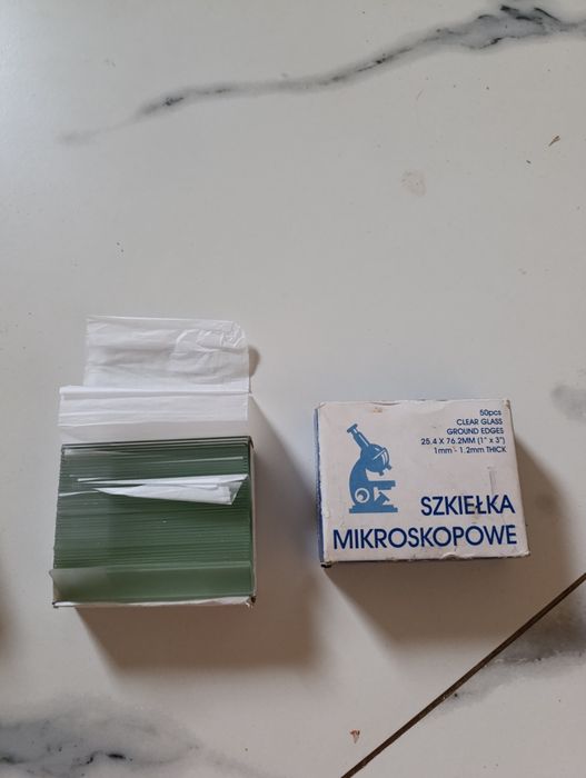 Zestaw laboratoryjny z mikroskopem opticon