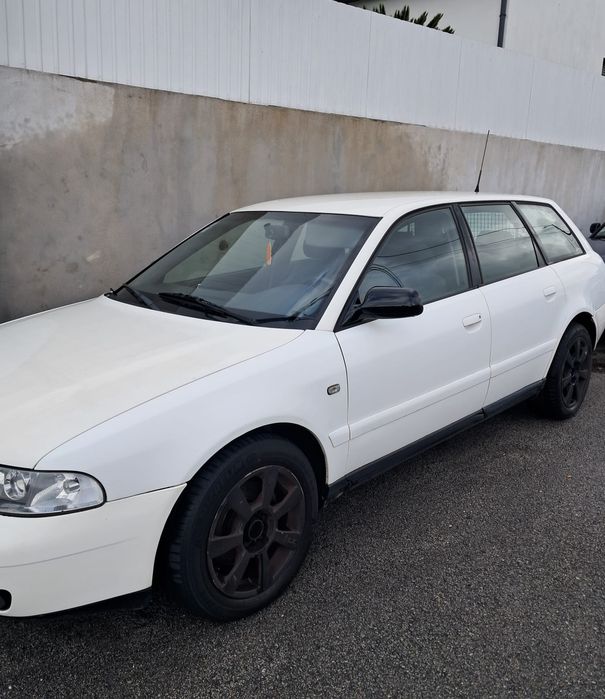 Audi a4  avant 1999