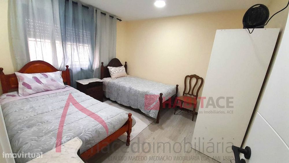 Quarto para Alugar em Apartamento Familiar Aconchegante