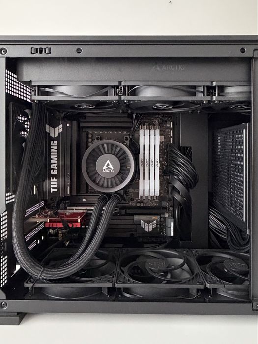 ПК на базі AMD 9950x