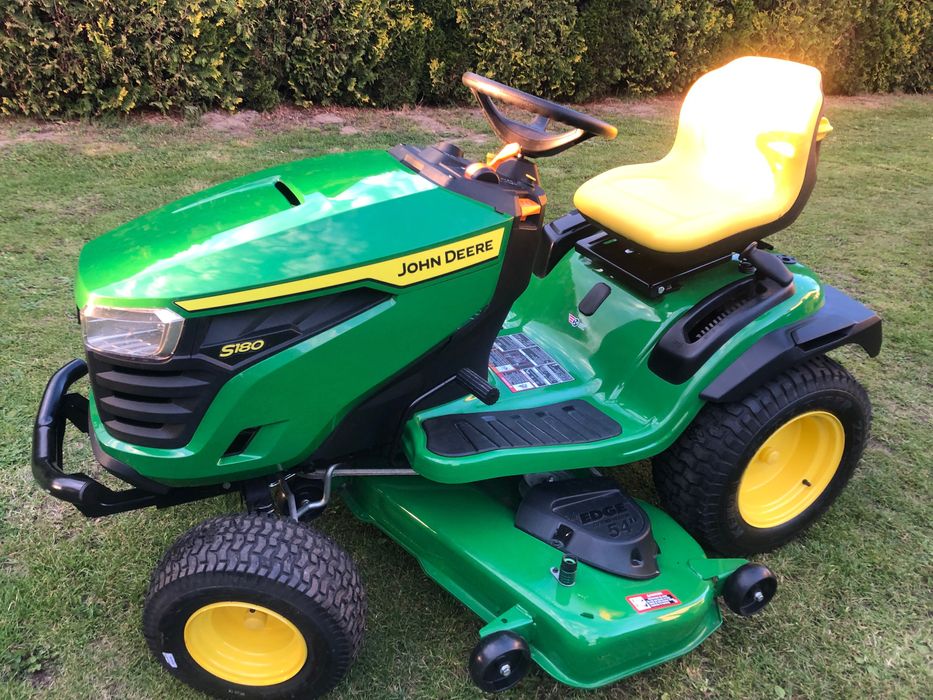 Traktorek S 180 John Deere