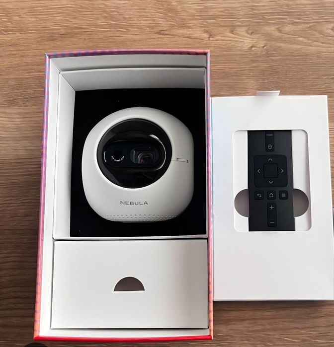 Projektor przenośny Anker Nebula.Android