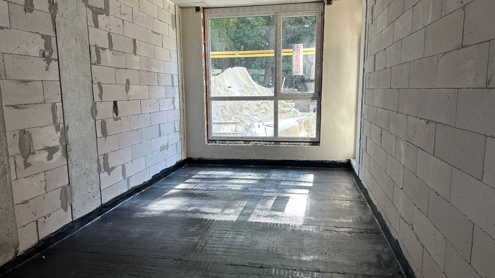 Продаж 2-к квартири + власне патіо, площа: 72.2 м², Брюховичі