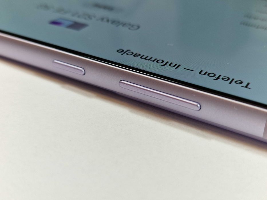 Samsung Galaxy S21 FE 5G/ 6GB/ 128GB/ Lavender/ Grade A/ + Gwarancja