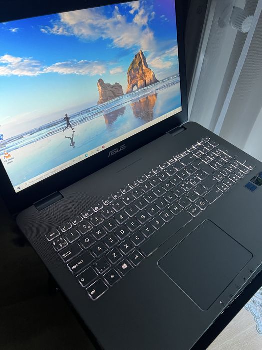 Asus r555jk-dm161h - Intel Core i7 / 8 ram / GTX 850M