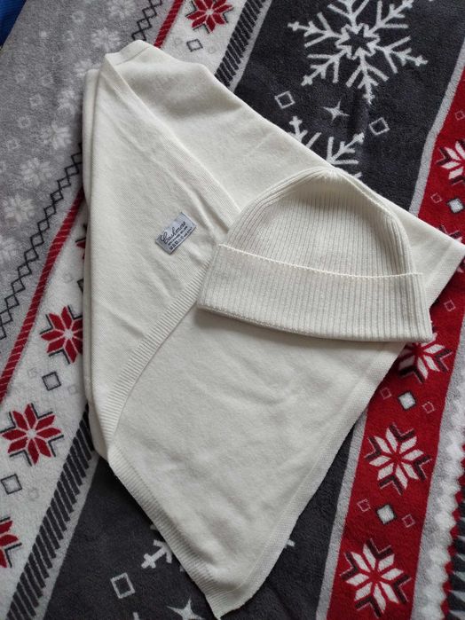 Komplet czapka i szal