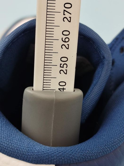 Buty Air Jordan 1 Mid SE