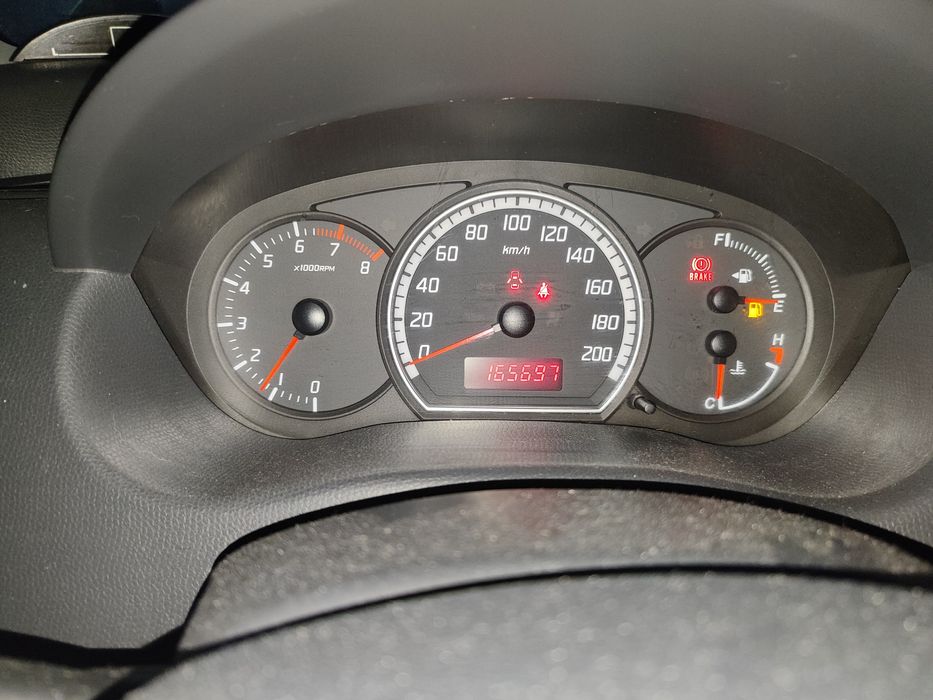 Suzuki Swift MK6 1.5 po kolizji mały przebieg