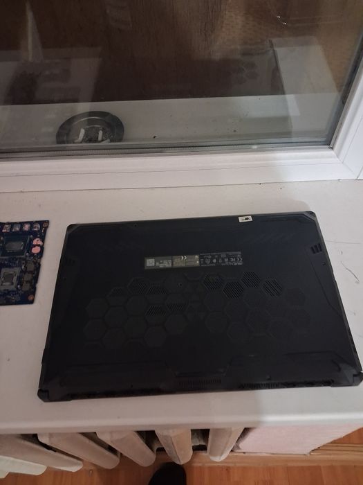 asus TUF А17 FA706IU-H7055 разборка по частям не целый