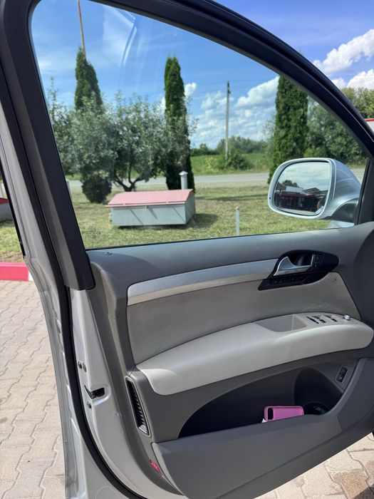 Продам Audi Q7 2007