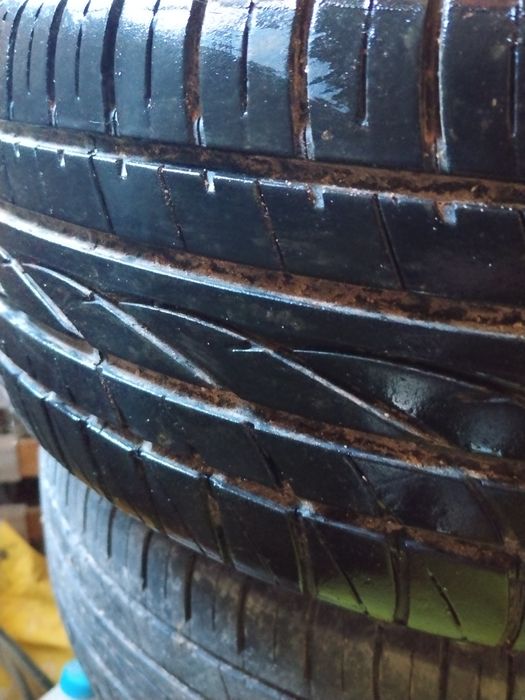 Jantes 15 em alumínio com pneus Audi A4 Avant 205/60/15