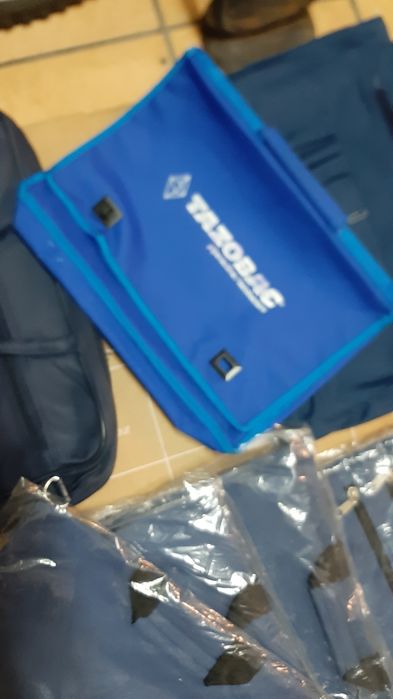 Bolsas e sacos novos