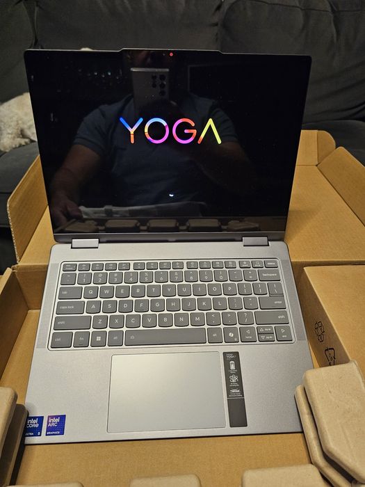 Laptop NOWY LENOVO Yoga 7 2-in-1 14ILL10 14" OLED Ultra 7